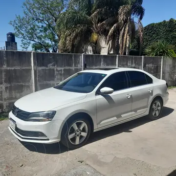 Volkswagen Vento 1.4 TSI Highline DSG usado (2016) color Blanco precio u$s18.000