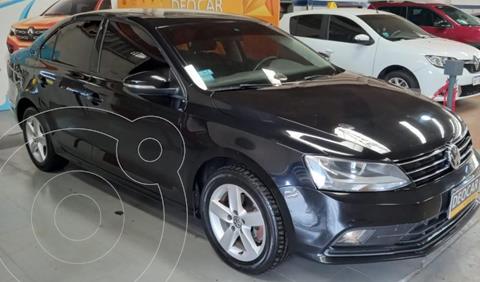 foto Volkswagen Vento 2.5 Advance Plus MT usado (2015) color Negro precio $2.300.000