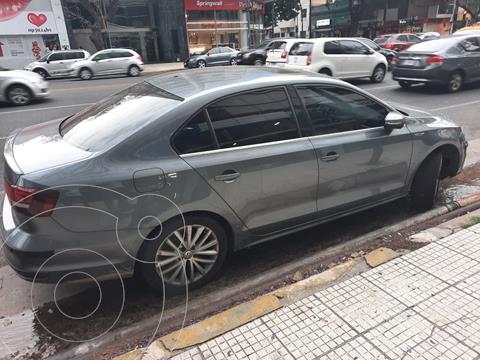 foto Volkswagen Vento 1.4 TSI Highline Aut usado (2018) color Gris Platinium precio $2.250.000