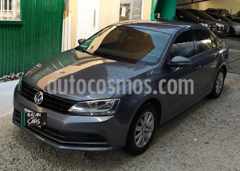 foto Volkswagen Vento 2.0 FSI Advance usado (2015) color Gris Oscuro precio $1.030.000