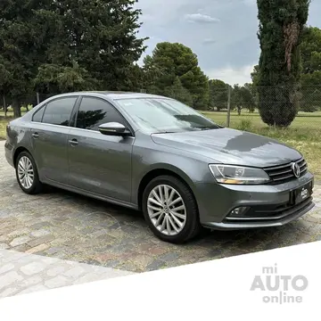 Volkswagen Vento 1.4 TSI Highline DSG usado (2018) color Gris Oscuro precio $23.000.000