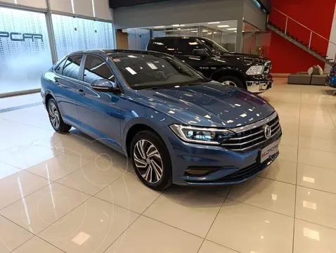 Volkswagen Vento 1.4 TSI Highline Aut usado (2021) color Azul Seda precio $38.900.000