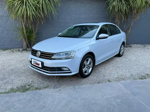 Volkswagen Vento 1.4 TSI Comfortline usado (2017) color Gris precio $26.800.000