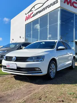 Volkswagen Vento 2.0 TDi Advance usado (2016) color Blanco precio u$s14.800