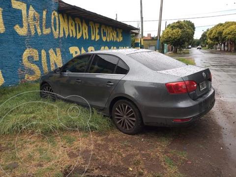 foto Volkswagen Vento 2.0 T FSI Sportline DSG usado (2013) color Gris Platino precio $1.650.000