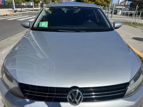 Volkswagen Vento 2.5 FSI Luxury usado (2014) color Gris Platino precio u$s14.500