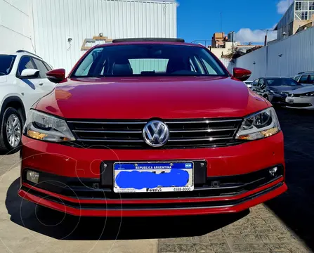 Volkswagen Vento 1.4 TSI Highline DSG usado (2017) color Rojo precio $6.399.900