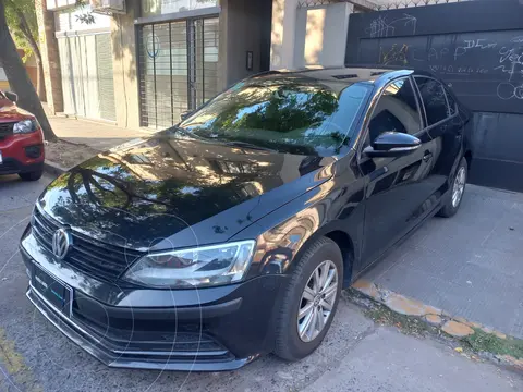 foto Volkswagen Vento 2.0 FSI Advance usado (2016) color Negro precio $5.500.000