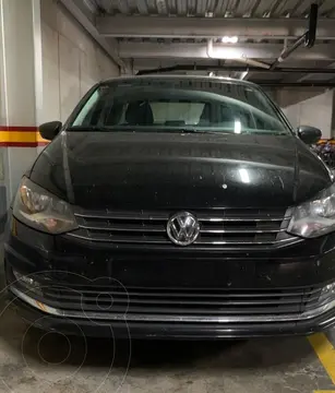 Volkswagen Vento Highline usado (2017) color Negro Profundo precio $180,000