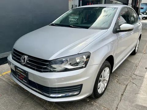Volkswagen Vento Comfortline Tiptronic usado (2019) color Plata financiado en mensualidades(enganche $47,800)