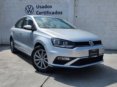 Volkswagen Vento Comfortline Plus usado (2021) color plateado precio $284,900