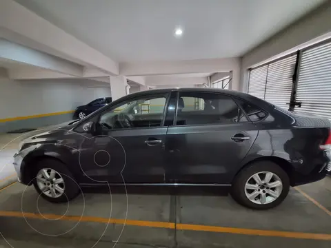 Volkswagen Vento 1.6L usado (2019) color Gris precio $170,000