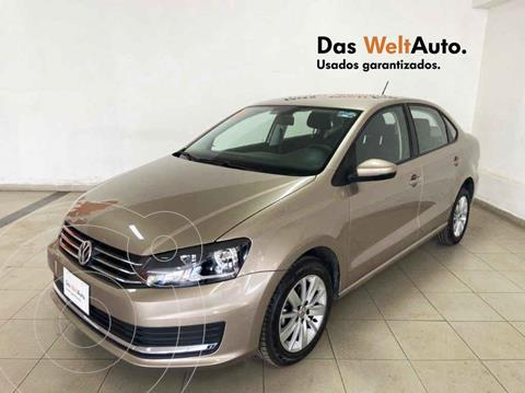 foto Volkswagen Vento Comfortline usado (2020) precio $225,630