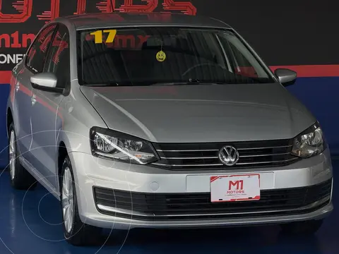Volkswagen Vento Comfortline usado (2017) color Plata precio $164,900