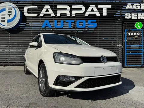 Volkswagen Vento Comfortline usado (2020) color Blanco precio $229,000