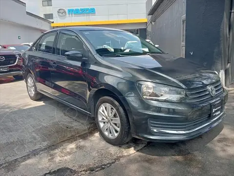 Volkswagen Vento Comfortline usado (2020) color Gris precio $220,000