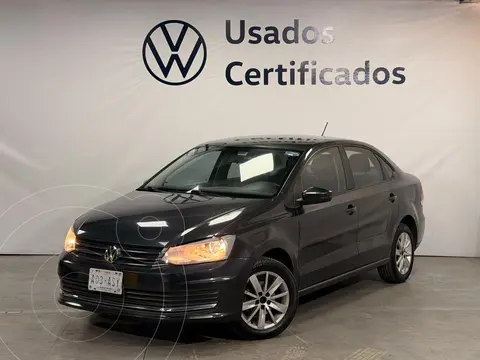 Volkswagen Vento Comfortline usado (2018) color Gris precio $199,990
