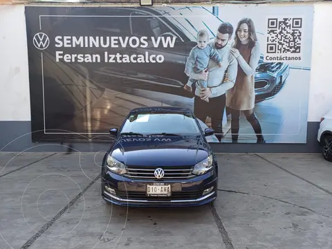 Volkswagen Vento Highline usado (2016) color Azul Noche precio $179,999