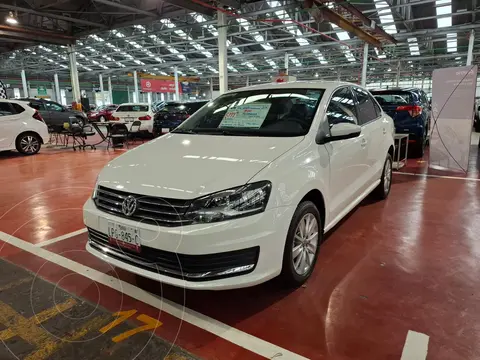 Volkswagen Vento Comfortline Aut usado (2019) color Blanco Candy financiado en mensualidades(enganche $60,000 mensualidades desde $5,250)