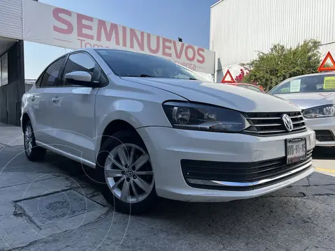 Volkswagen Vento Comfortline usado (2020) color Blanco Candy precio $269,800
