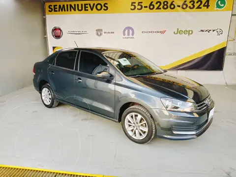 foto Volkswagen Vento Comfortline usado (2020) color Gris precio $269,000