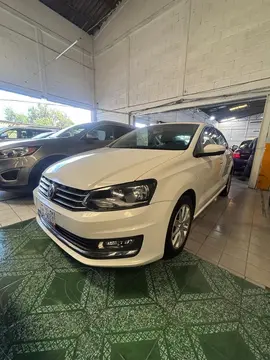 Volkswagen Vento Highline usado (2017) color Blanco precio $176,800
