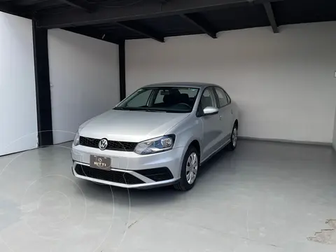 Volkswagen Vento Startline usado (2022) color Plata Reflex financiado en mensualidades(enganche $49,800)