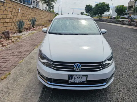 Volkswagen Vento Highline usado (2019) color Blanco Candy precio $225,000