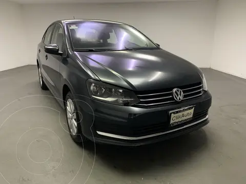 Volkswagen Vento Comfortline usado (2020) color Gris precio $247,469