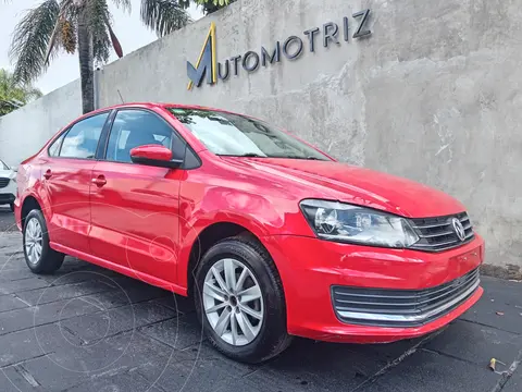Volkswagen Vento Comfortline Aut usado (2019) color Rojo financiado en mensualidades(enganche $67,500)