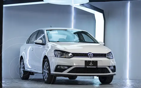 Volkswagen Vento Comfortline Plus usado (2020) color Blanco financiado en mensualidades(enganche $62,980 mensualidades desde $7,873)