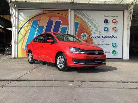 foto Volkswagen Vento Comfortline usado (2020) color Rojo precio $132,000