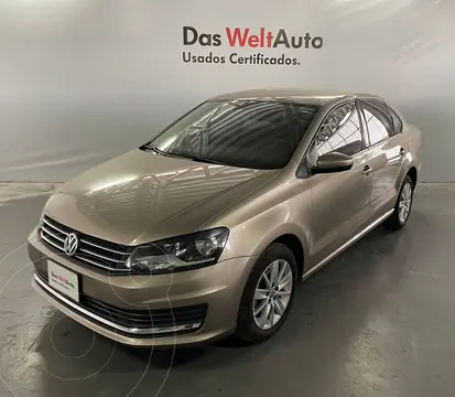 Volkswagen Vento Comfortline usado (2020) color Beige Metalico precio $260,000