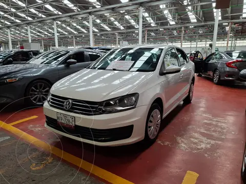 Volkswagen Vento Comfortline usado (2019) color Blanco Candy financiado en mensualidades(enganche $45,000 mensualidades desde $4,000)
