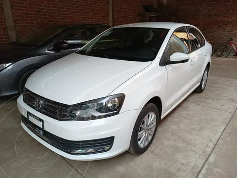 Volkswagen Vento Comfortline usado (2019) color Blanco Candy precio $212,000