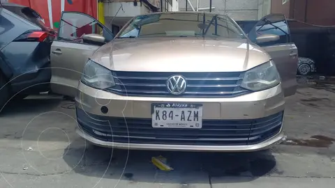 Volkswagen Vento Highline usado (2019) color Beige Metalico precio $150,000