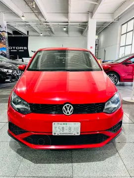 Volkswagen Vento Startline usado (2022) color Rojo financiado en mensualidades(enganche $92,966 mensualidades desde $5,980)