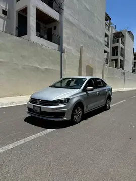 Volkswagen Vento Comfortline Aut usado (2017) color Plata Reflex financiado en mensualidades(enganche $38,556 mensualidades desde $4,019)