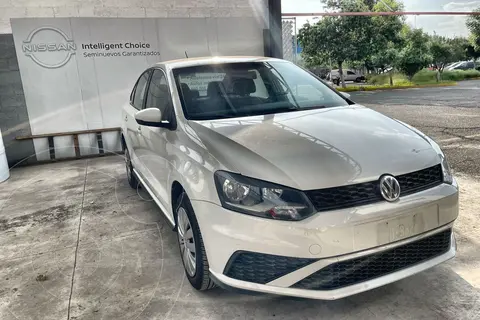 Volkswagen Vento Startline usado (2021) color Blanco financiado en mensualidades(enganche $86,796 mensualidades desde $4,142)