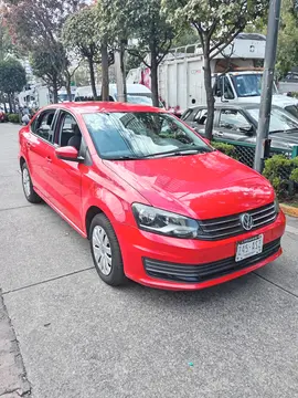 Volkswagen Vento Startline usado (2018) color Rojo Flash precio $160,000