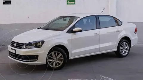 Volkswagen Vento Comfortline usado (2019) color Blanco precio $234,000