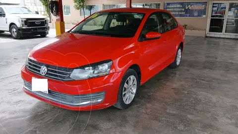Volkswagen Vento Comfortline Aut usado (2016) color Rojo precio $165,000