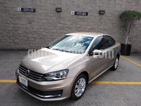 foto Volkswagen Vento Comfortline usado (2018) precio $158,000