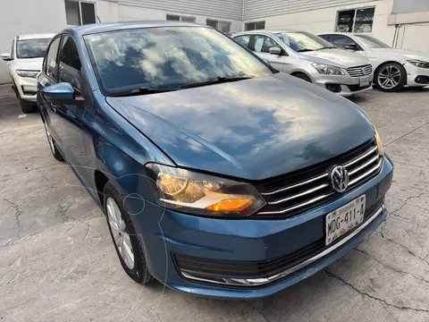 Volkswagen Vento Comfortline Aut usado (2018) color Azul precio $190,000