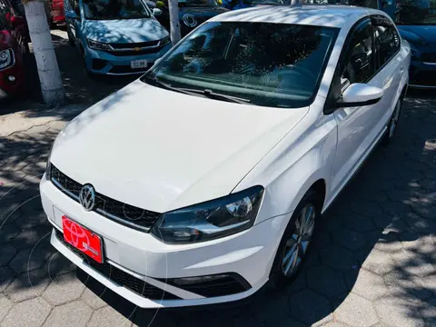 Volkswagen Vento Comfortline Tiptronic usado (2020) color Blanco precio $237,000