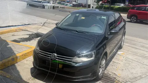 Volkswagen Vento Comfortline usado (2018) color Negro Profundo precio $140,000