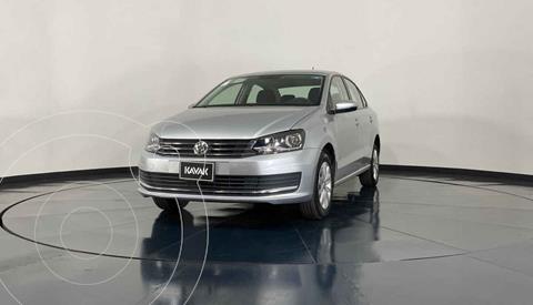 Volkswagen Vento Comfortline usado (2020) color Plata precio $273,999