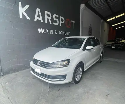 Volkswagen Vento Comfortline usado (2019) color Blanco financiado en mensualidades(enganche $59,007 mensualidades desde $4,301)