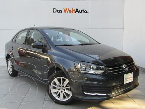 foto Volkswagen Vento Comfortline usado (2020) color Gris Carbono precio $245,000