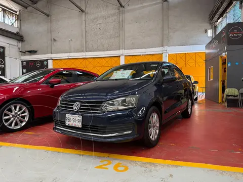 Volkswagen Vento Active usado (2016) color Azul Noche financiado en mensualidades(enganche $42,000 mensualidades desde $3,700)